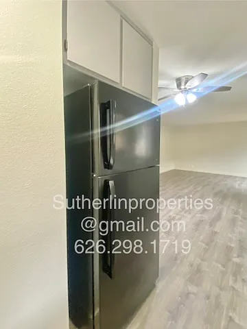 1425 E Orange Grove — Photo 13