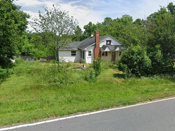 7320 Ridge Rd, Tobaccoville, NC 27050