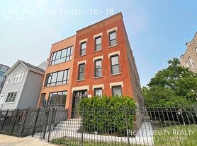 1322 W Ohio St