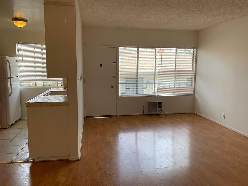 1st image of 1123 S Sherbourne Dr APT 203