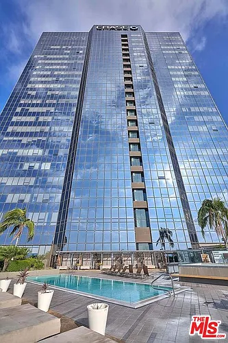 1100 Wilshire Blvd Photo 1