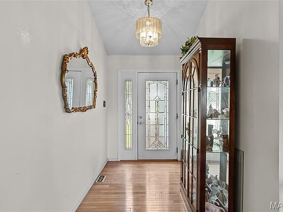 3rd image of 11341 Brierhall Cir