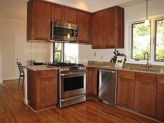 2nd image of 7802 Marthas Ln