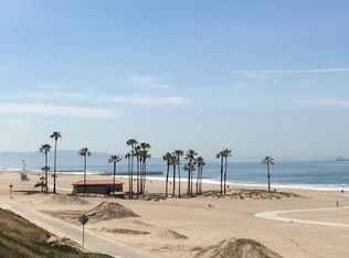 8828 Pershing Dr, Venice, CA 90293