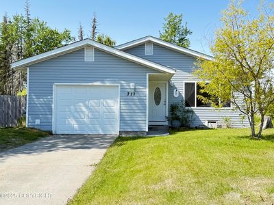 711 Maple Dr, Kenai, AK, 99611