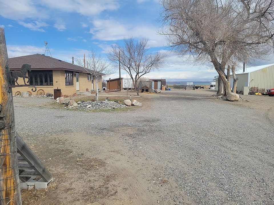 Entrance from driveway