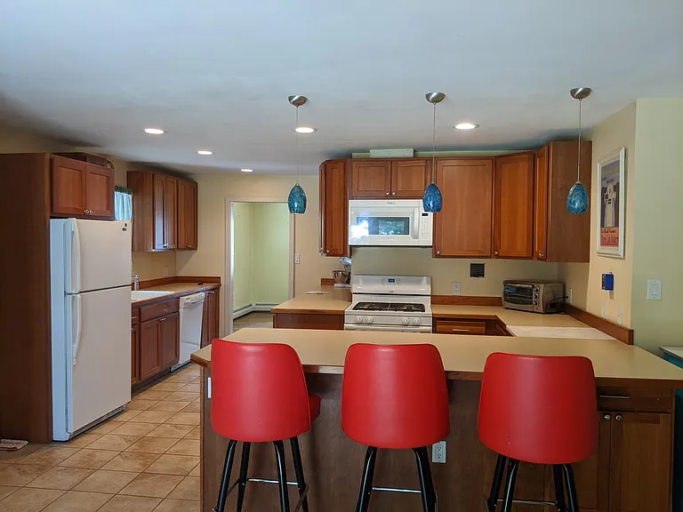 12 Patrick St — Photo 1