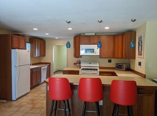12 Patrick St, South Burlington, VT 05403