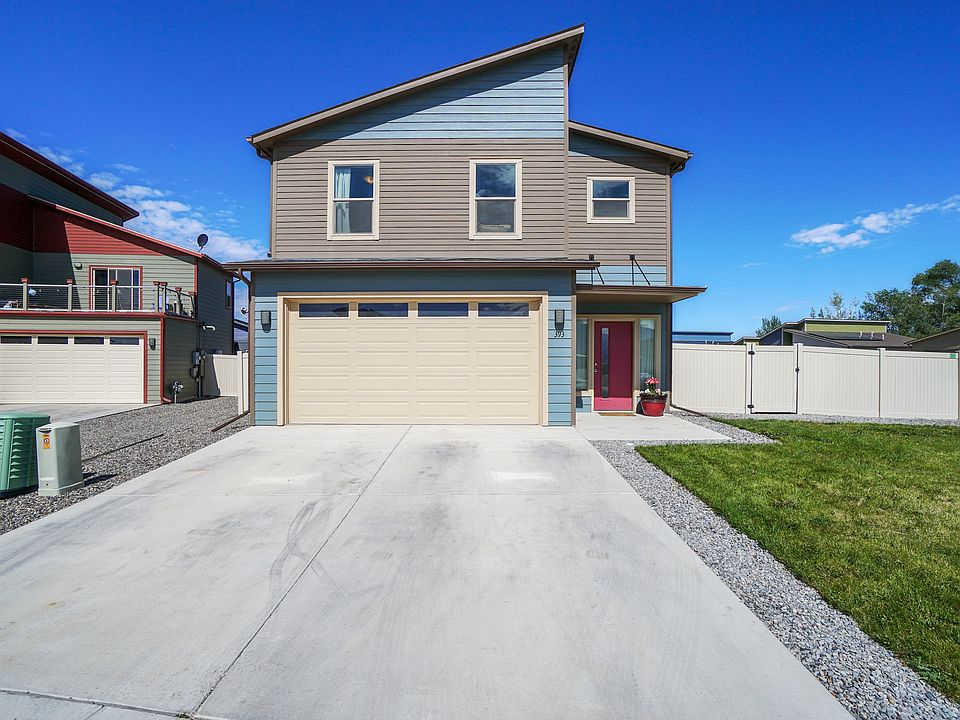 1st image of 393 Green River Dr