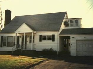 63 Newport Ave, Stratford, CT 06497