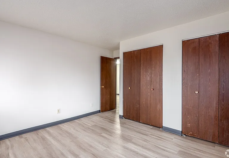 187 S National Ave #10 — Photo 10