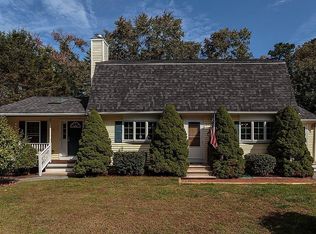 1 Toner Dr, Burlington, MA 01803