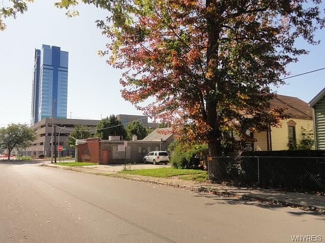 2nd image of 407 6th St