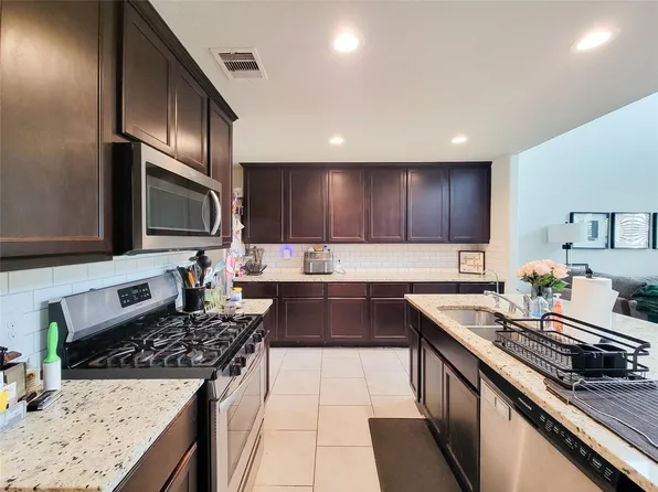 8003 Ecru Ln, Rosharon, TX 77583