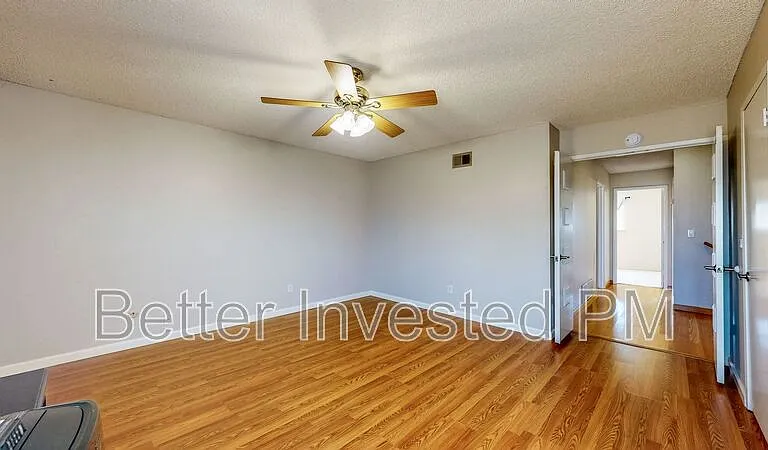 848 Sprucewood Ct — Photo 48