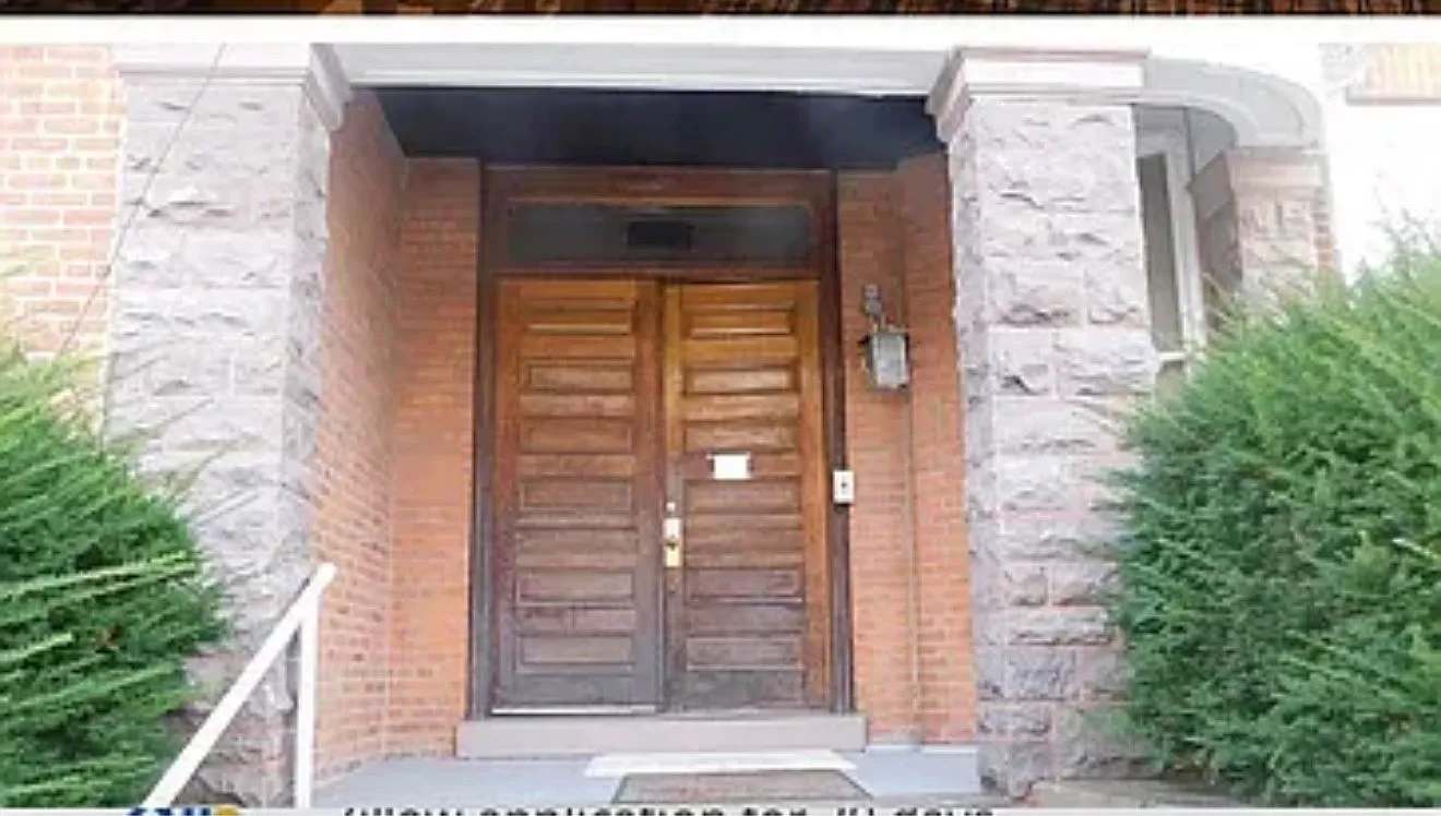 292 S Franklin St — Photo 2