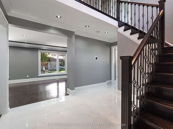 3rd image of 70 Cockburn Dr