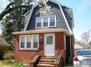 103 N 3rd St, New Hyde Park, NY 11040