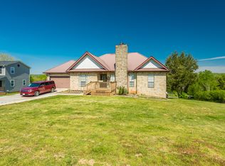 102 Fore Dr, Loudon, TN 37774
