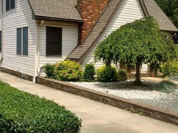 1127 School St, Indiana, PA 15701