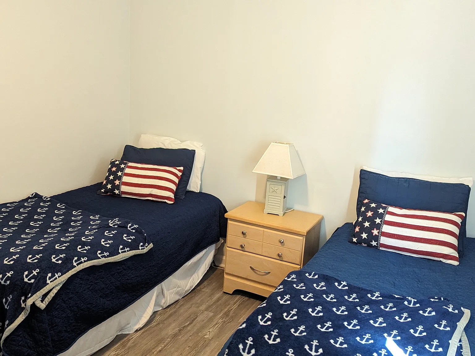 3 bed, 1250 sqft, $2,200 — Photo 3