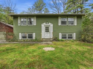 390 State St, Amherst, MA 01002