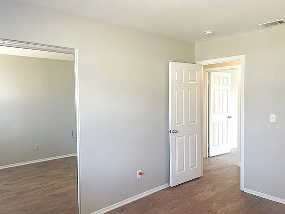 3rd image of 13830 Cobblestone Ct