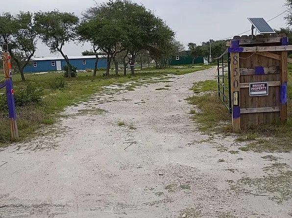 850 Alcala Rd, Aransas Pass, TX 78336