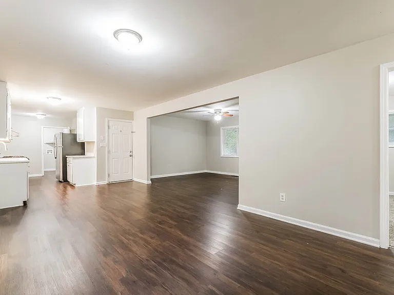 5734 Amalfi Way — Photo 6