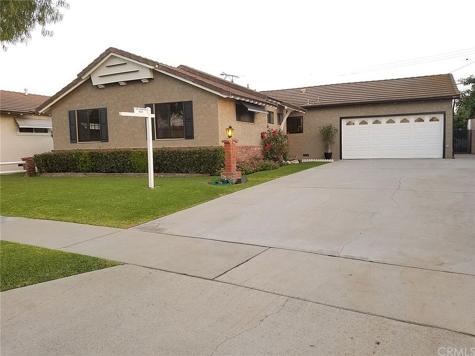 1st image of 14886 Gardenhill Dr