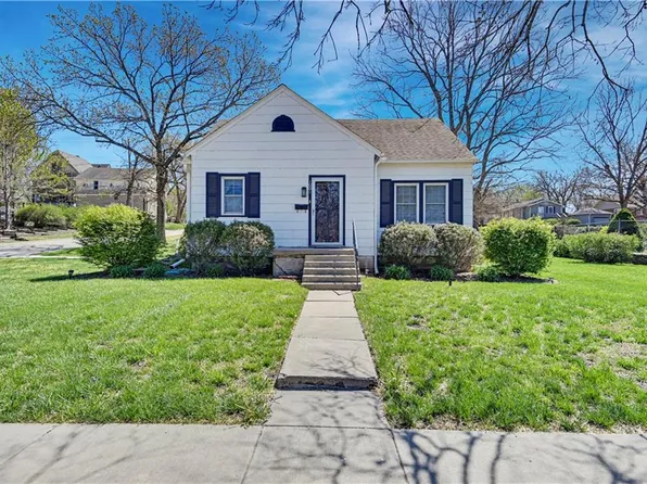 1001 Main St, Osawatomie, KS 66064