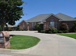 1706 Oakmeadow Dr, Decatur, TX 76234