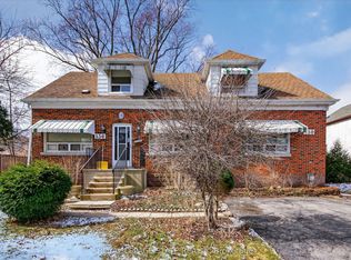 150 Ewen Rd #2, Hamilton, ON L8S3C7