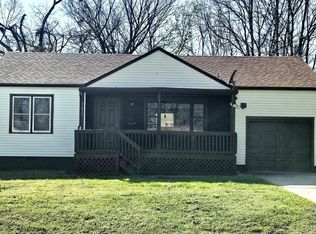 1631 N Kentwood Avenue, Springfield, MO 65803