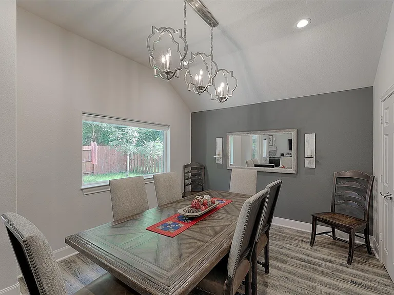 756 Holly Springs Dr — Photo 9