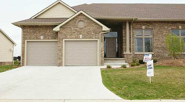 1st image of 5289 Glen Oaks Way