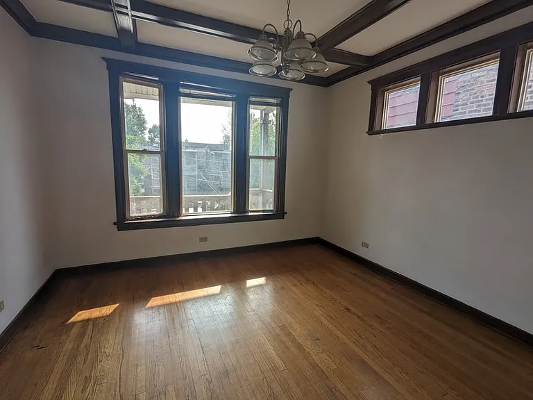 6215 S Eberhart Ave #2 — Photo 10