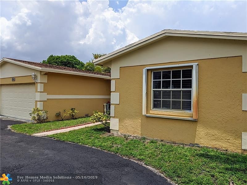 1st image of 2244 NW 32nd Ter
