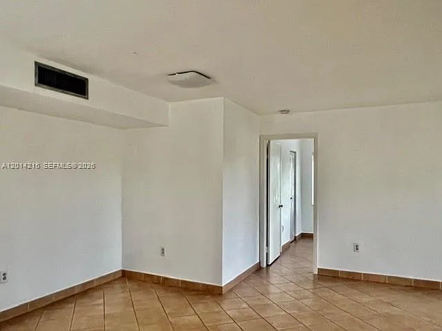 10755 SW 108th Ave #302 — Photo 7