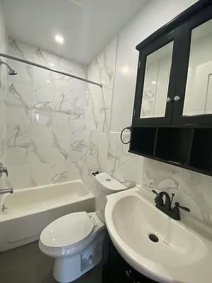 Rented by The Brokerage Group LLC | media 48