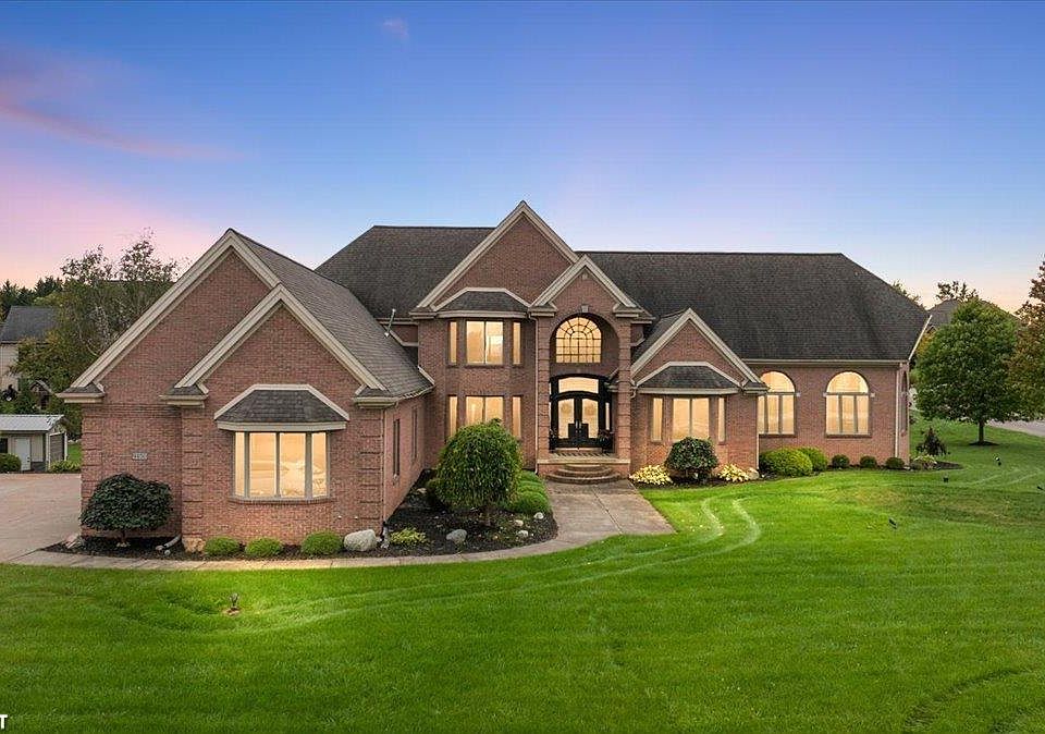 1st image of 9450 Shyre Cir