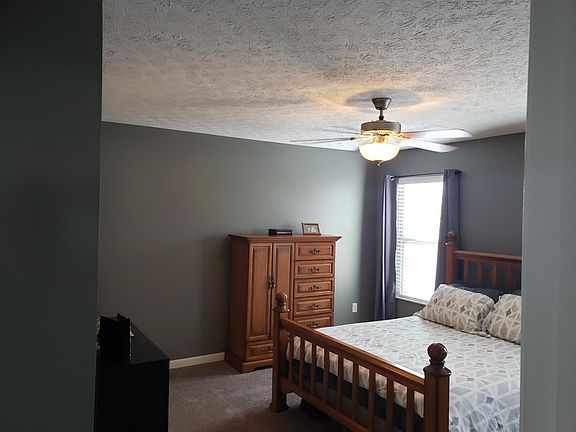 4th image of 987 Bandanna Dr