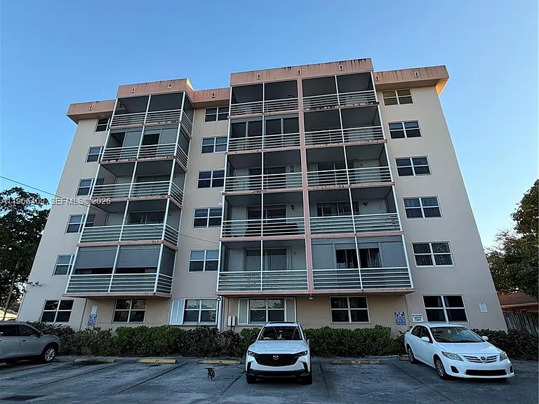 1830 Dixieanna St #406 — Photo 4