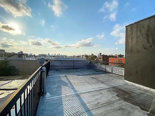 Rented by Dream Space Realty | media 6