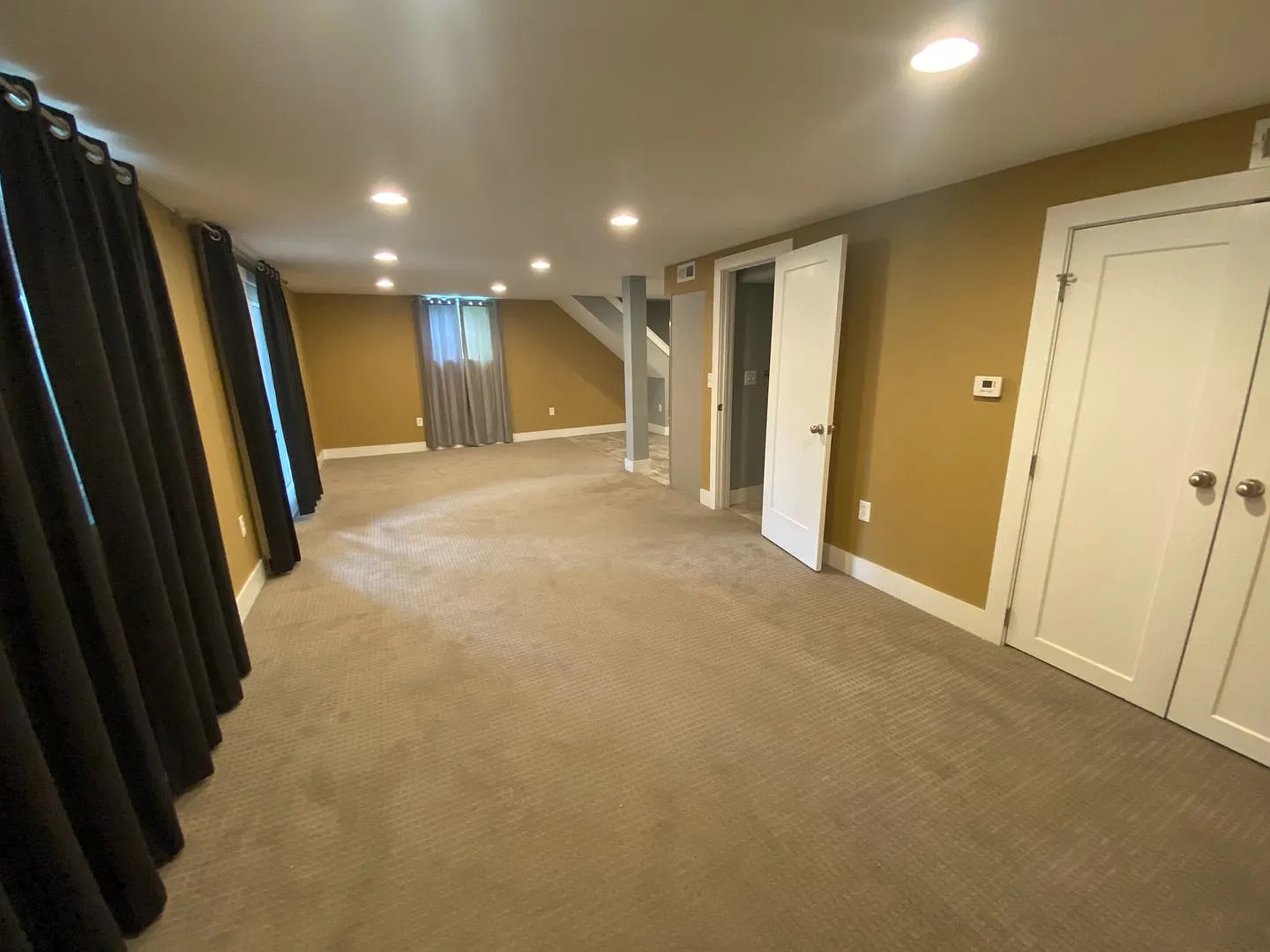 Renovated 1 Bedroom/ 1 Bath Basement Apartment Located in Charlotte Park, Minutes to Nashville We... — Photo 4