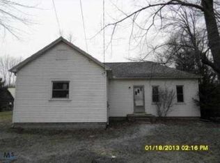 9106 Short Cut Rd, Ira, MI 48023