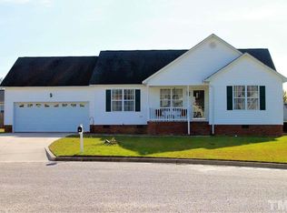 106 Greenwich Ct, Dunn, NC 28334