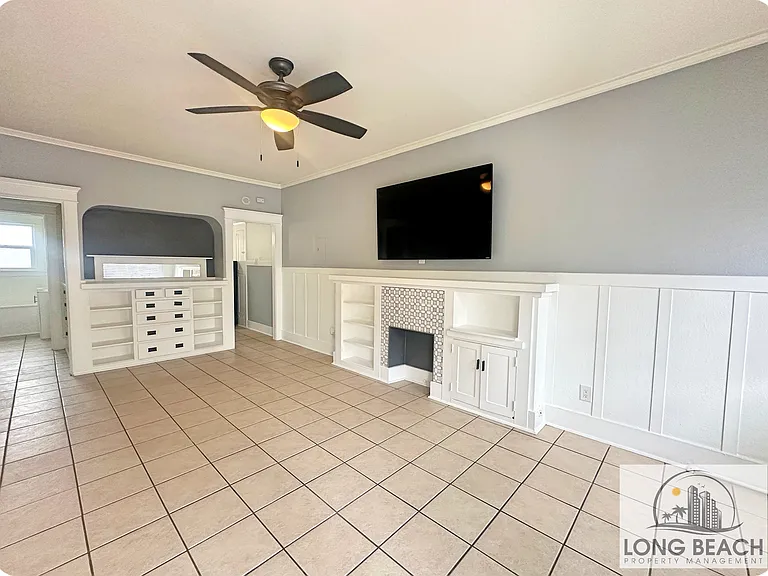242 Gaviota Ave — Photo 1