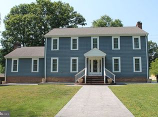 102 Camden Dr, Fredericksburg, VA 22405