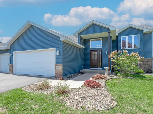 932 S Chestnut St, Belle Plaine, MN 56011